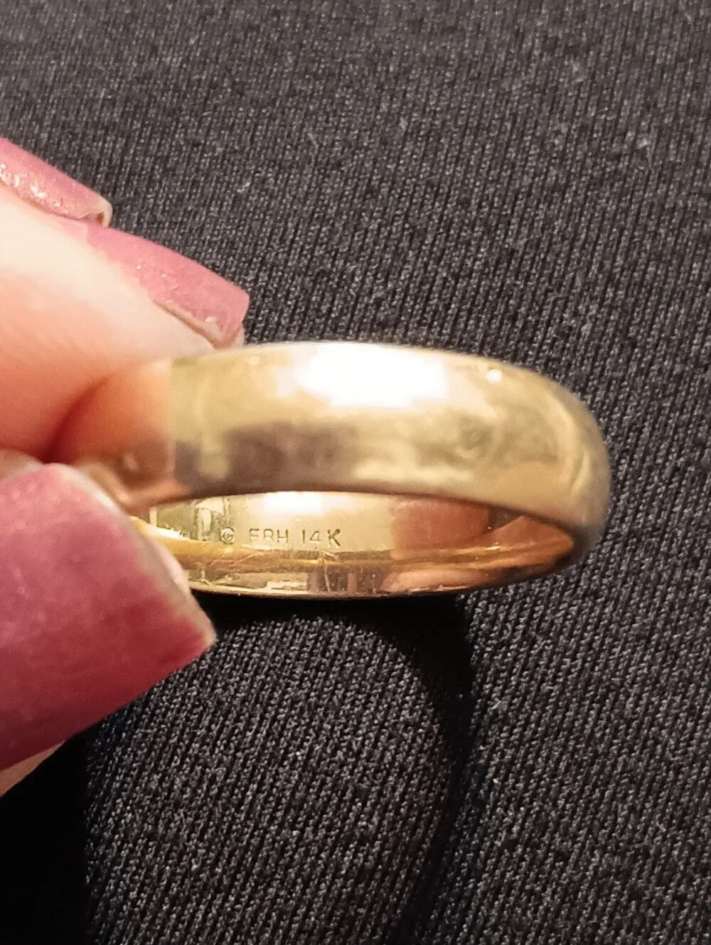14k Yellow Gold Band